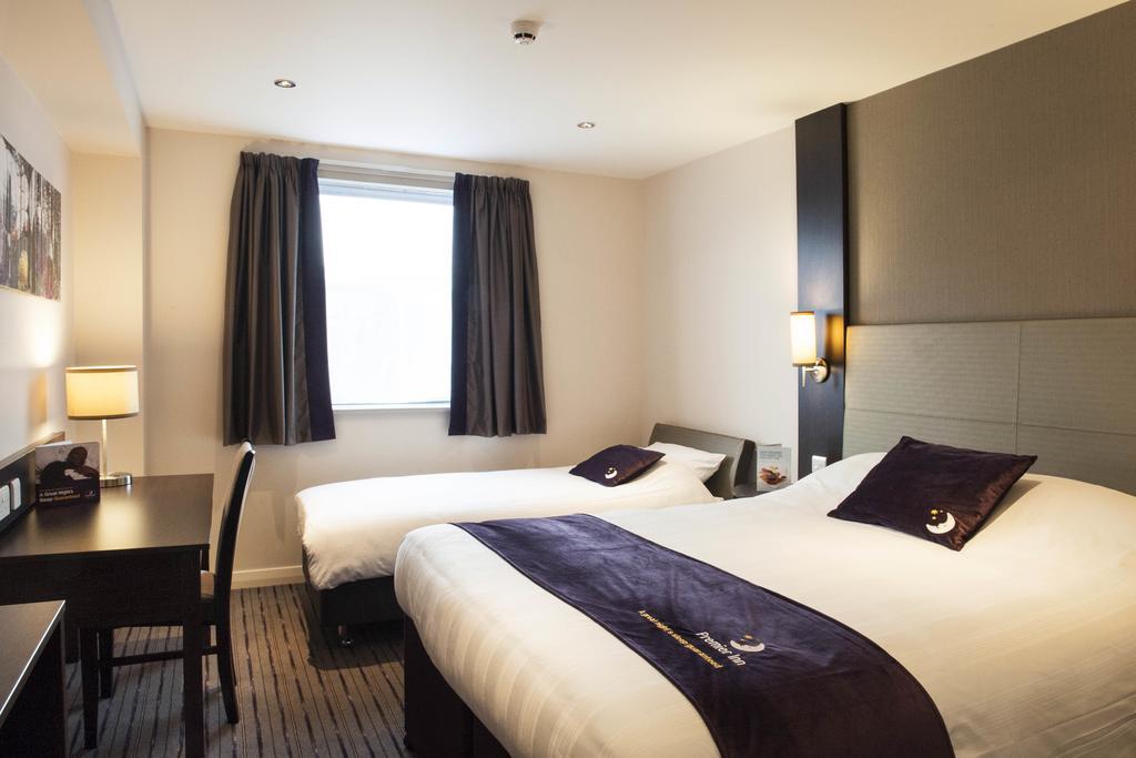 Premier Inn Merthyr Tydfil Exteriér fotografie